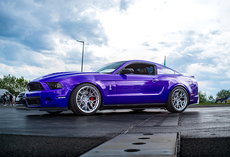 2012 Ford Mustang Shelby GT500 SVT - Rechts